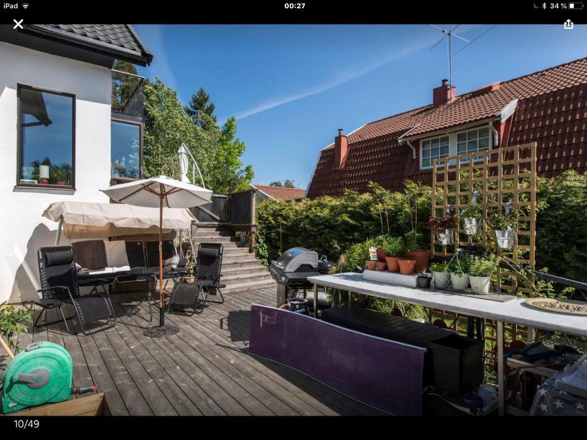 Lagenhet I Villa Pa Fornudden Tyreso Exterior photo